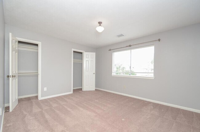 Building Photo - 24706 Mather Dr