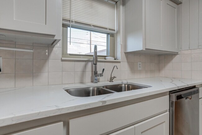 Building Photo - 5617 38th St