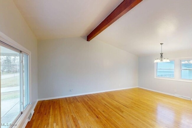 Building Photo - 4131 Burton Dr