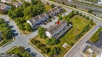 Building Photo - 2710 Stockley Ln
