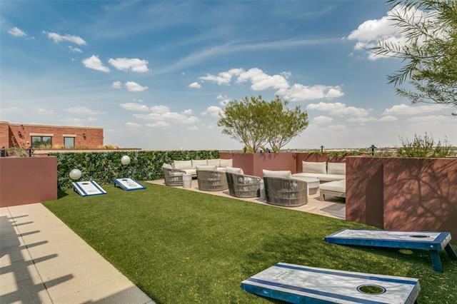 Building Photo - 350 Central Ave