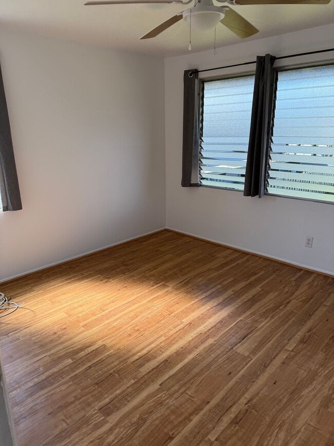 Building Photo - Ewa Beach Townhouse