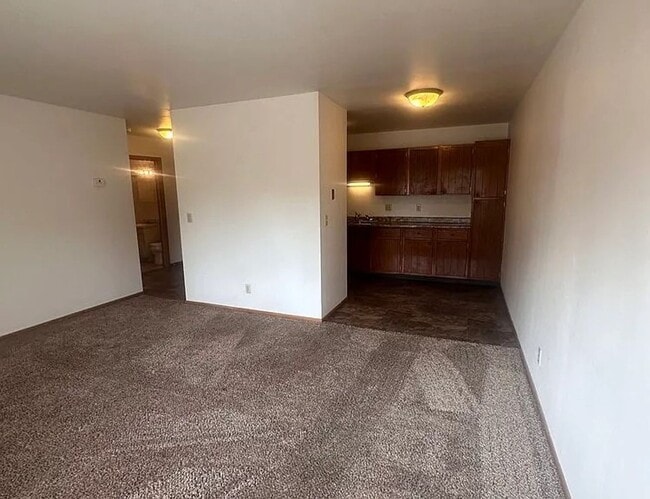 Building Photo - 3825 Robert Pl