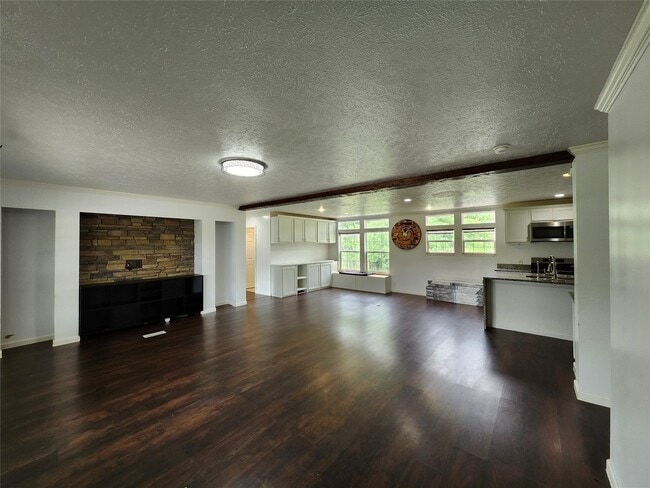 Building Photo - 928 Coen Rd