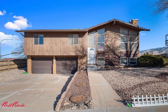 Building Photo - Warm, and Inviting Home in Cedar City!