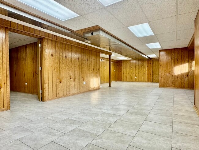 Building Photo - 12457 Walden Rd