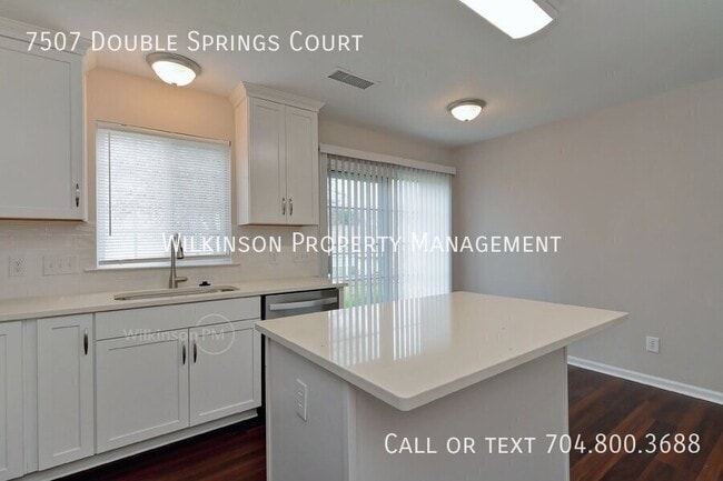Building Photo - 7507 Double Springs Ct