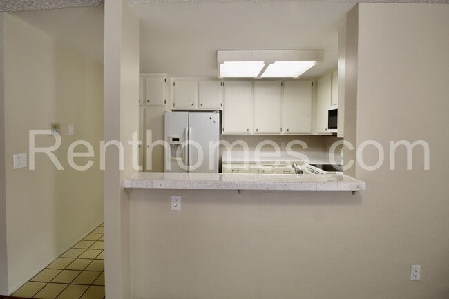 Building Photo - Mission Valley, 6747 Friars Road #132, All Appliances, AC, Fireplace, Community Pool, Spa and Fit...
