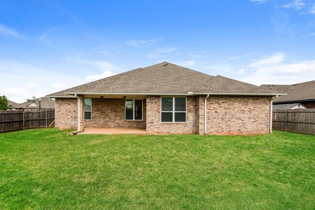 Building Photo - 4213 St Augustine St