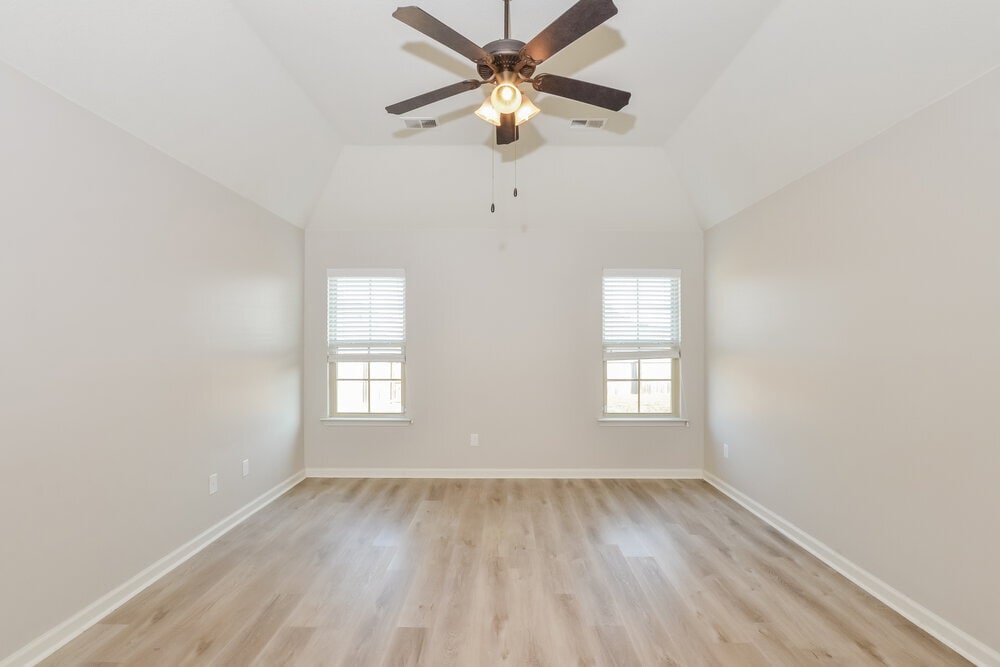 Building Photo - 2565 Woodcutter Dr