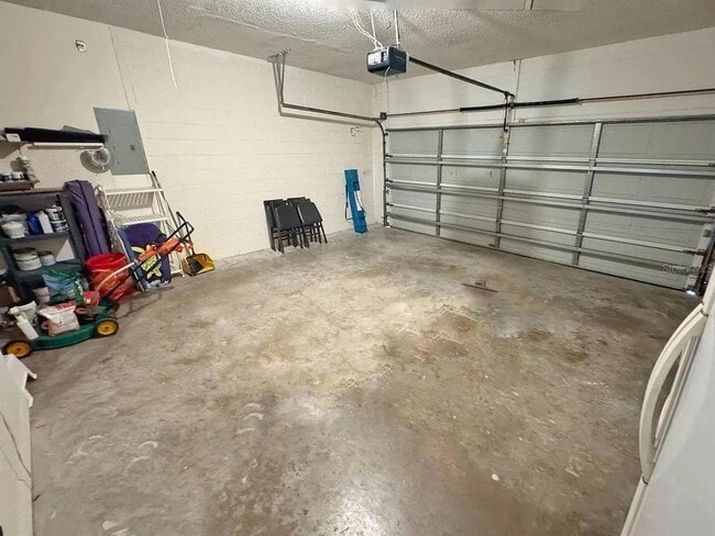 Building Photo - 13001 Yardsley Ct