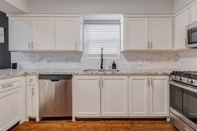 Building Photo - 21602 Park Downe Ln