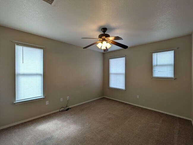 Building Photo - 11007 Braes Grove