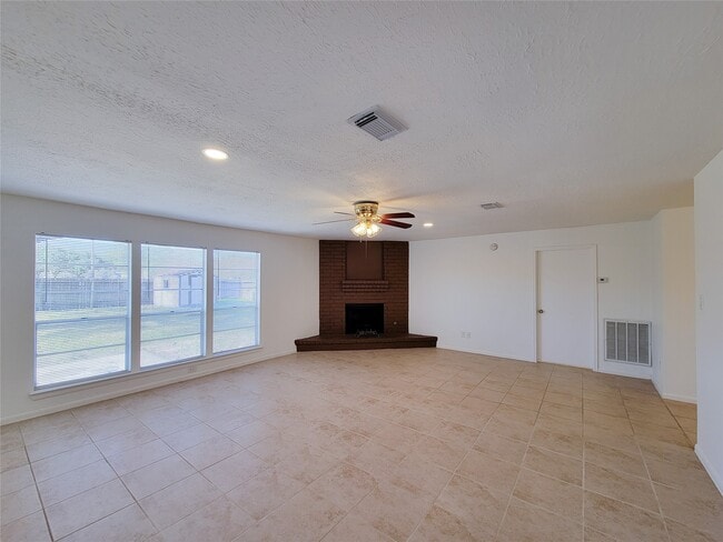 Building Photo - 14443 Golden Cypress Ln