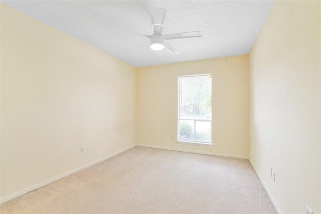 Building Photo - 3107 Woodstone Dr