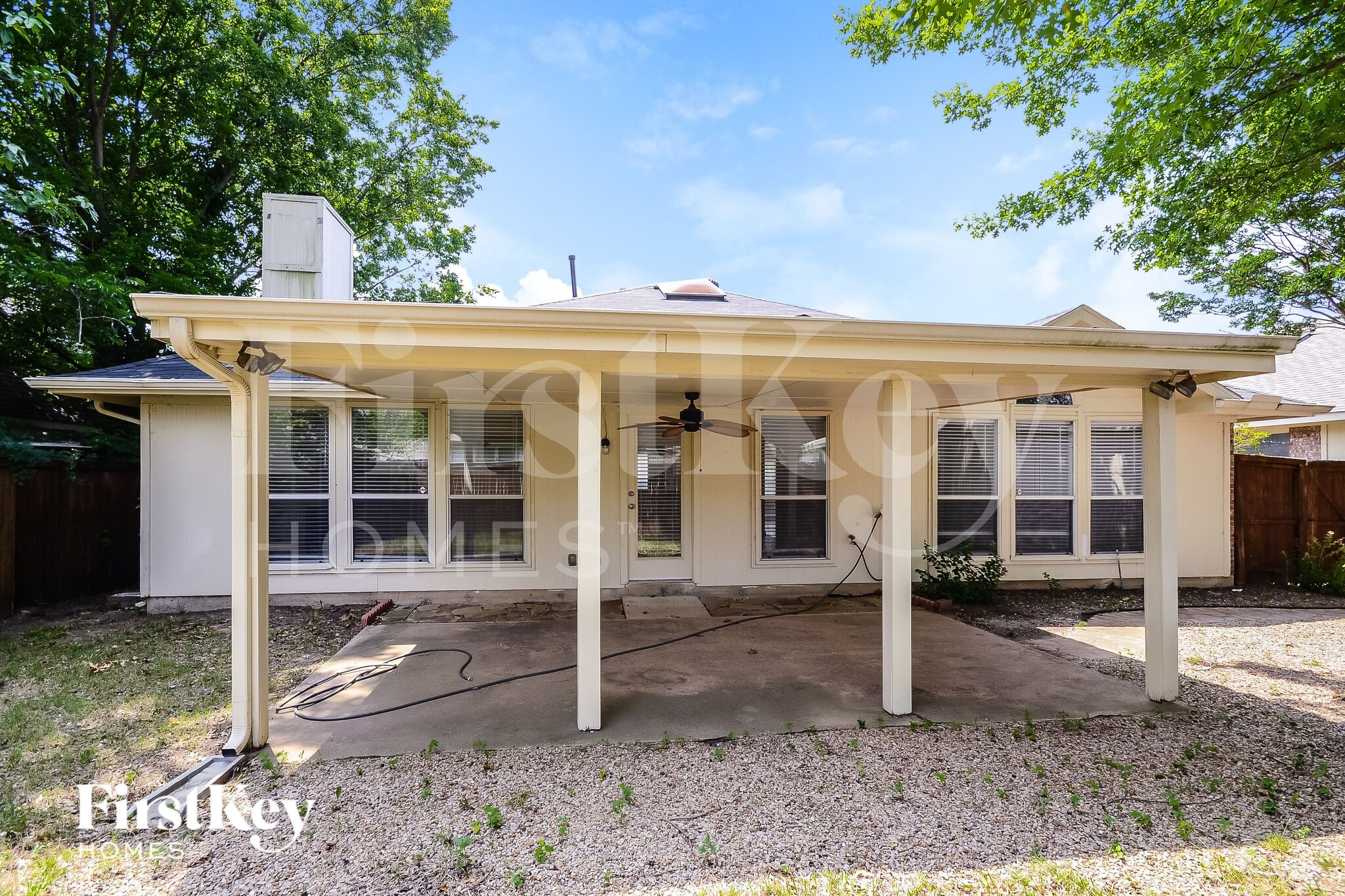 Building Photo - 1012 Windymeadow Ln