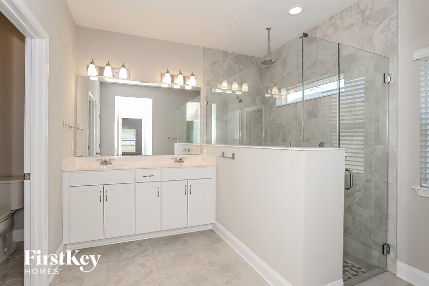 Building Photo - 82 Cottage Green Pl