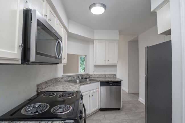 Building Photo - 3 bedroom house in quiet West Little Rock neighborhood