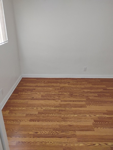 Building Photo - 14129 Vanowen St