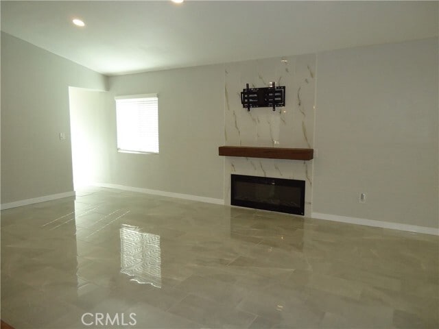 Building Photo - 1330 Susan Ave