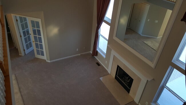 Building Photo - 2270 Hickory Point Dr