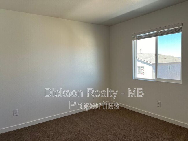 Building Photo - 8923 Wolf Moon Dr