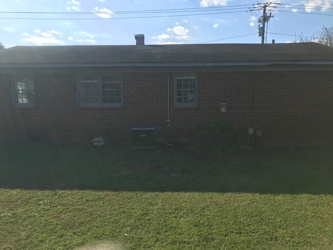 Building Photo - 204 N Forbes St