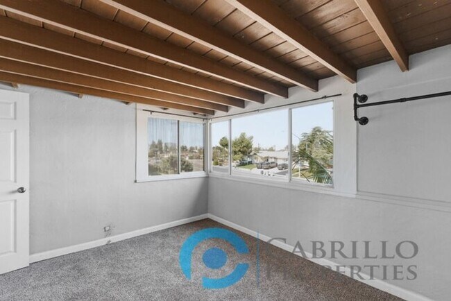 Building Photo - 5077 Art St