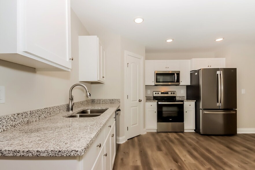 Building Photo - 1213 Milton Ave