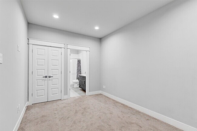 Building Photo - 3309 Baron St