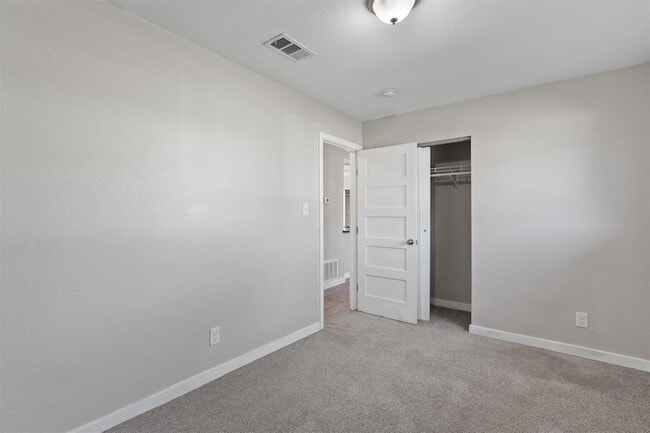 Building Photo - 4707 Little Hill Cir