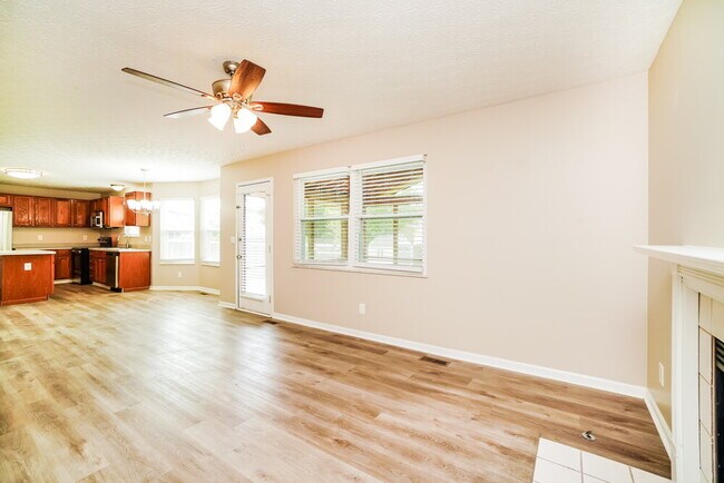 Building Photo - 8435 Priestley Dr