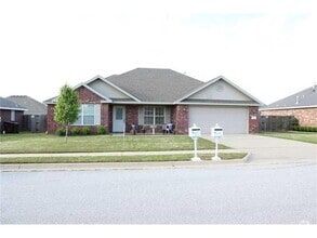 Building Photo - 436 Joy Carol Loop