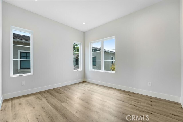 Building Photo - 109 N Parkwood Ave