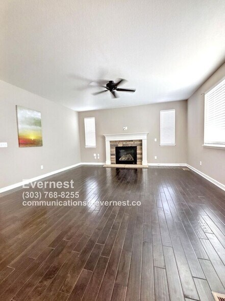Building Photo - 550 Gallegos Cir