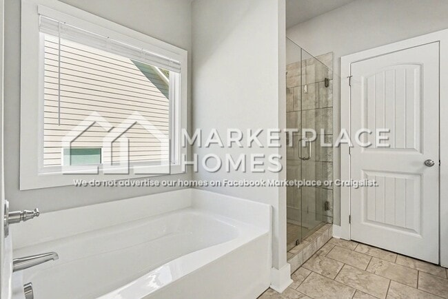 Building Photo - 225 Melba Ln