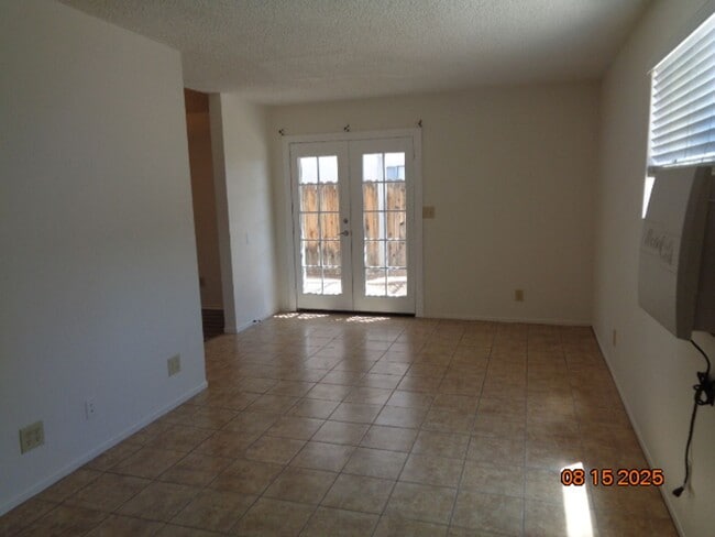 Building Photo - Nice & Clean One Story Home Offering 1374 ...