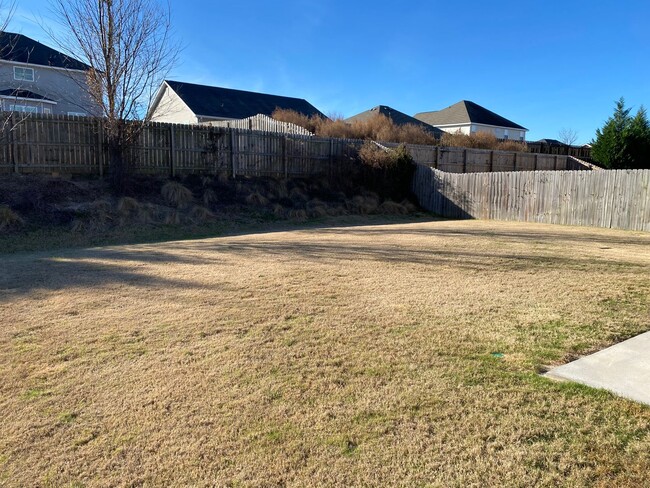Building Photo - 2022 Hatton Ct