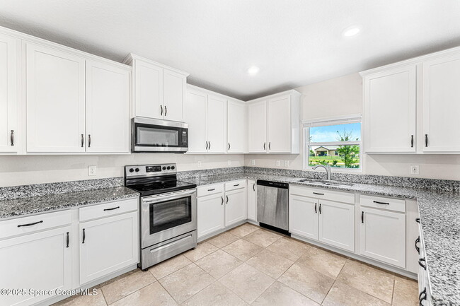 Building Photo - 4122 Moccasin Dr