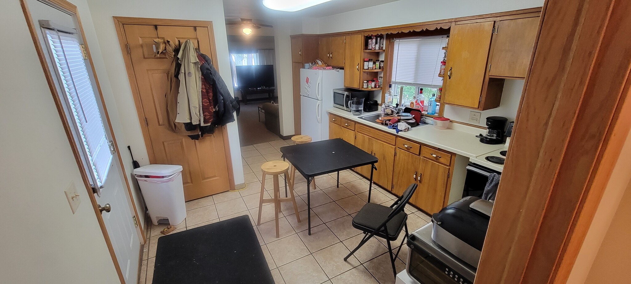 Building Photo - 925 Water St