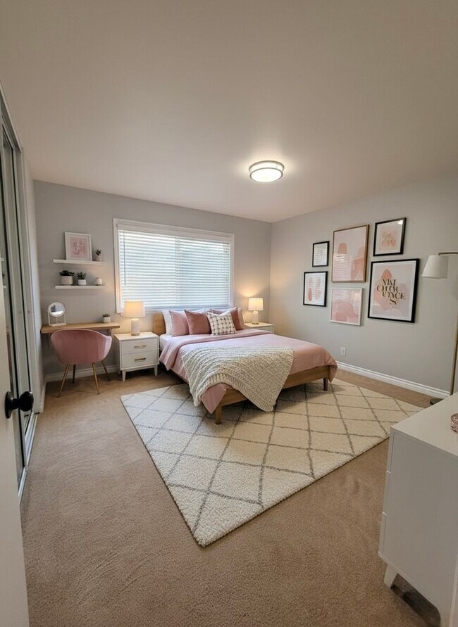 Building Photo - Anaheim home-Great Curb Appeal