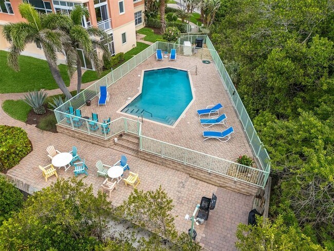 Building Photo - 1701 Gulfstream Ave