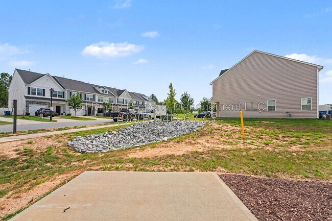 Building Photo - 3912 Townes Blvd