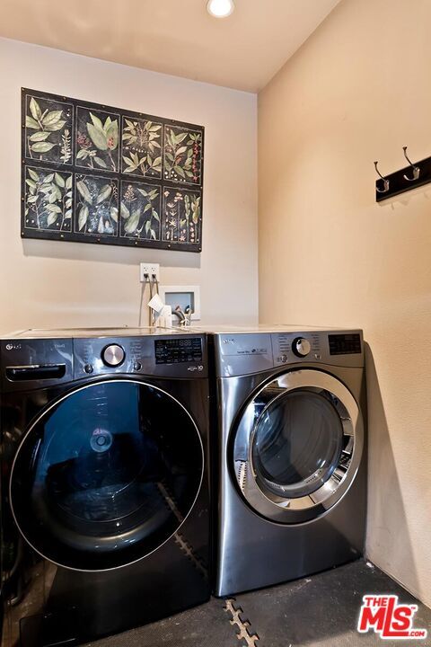 Building Photo - 1923 S Crescent Heights Blvd