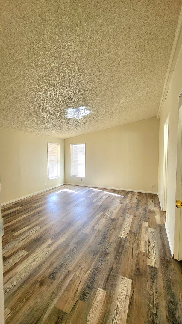 Building Photo - CONESTOGA COUNTRY ESTATES - Conestoga Parkway