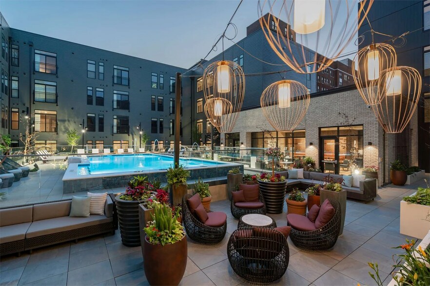 Building Photo - 50 S Grant Ave