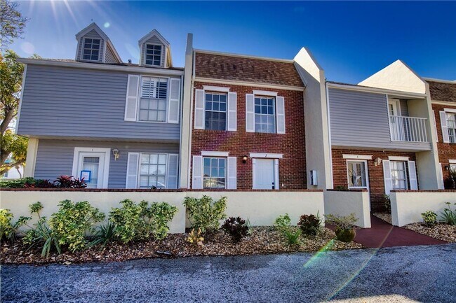 Building Photo - 744 Cadiz Rd