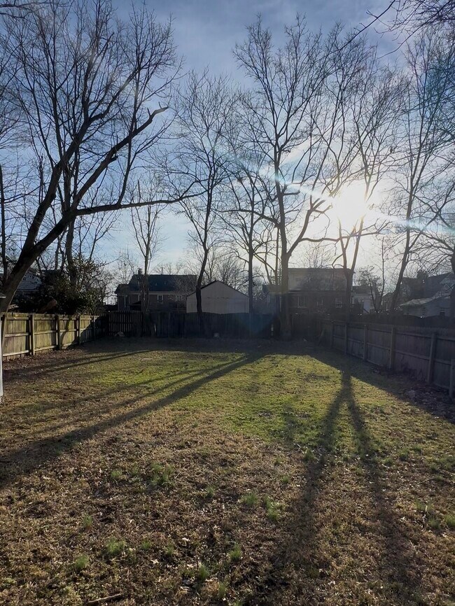 Building Photo - 112 Penmoken Park