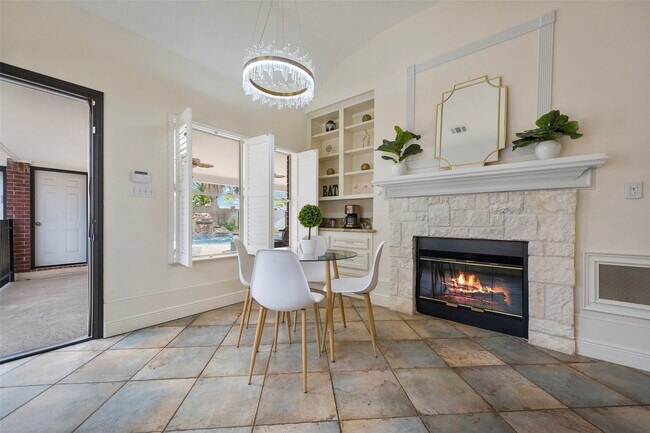 Building Photo - 14311 Islandwoods Dr