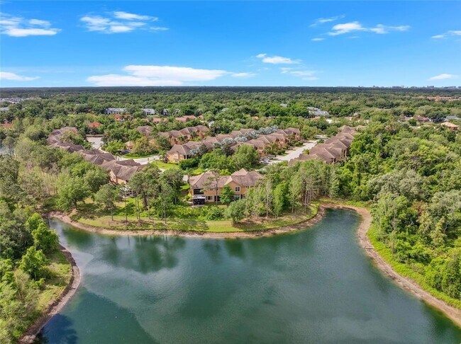 Building Photo - 8204 Villa Grande Ct